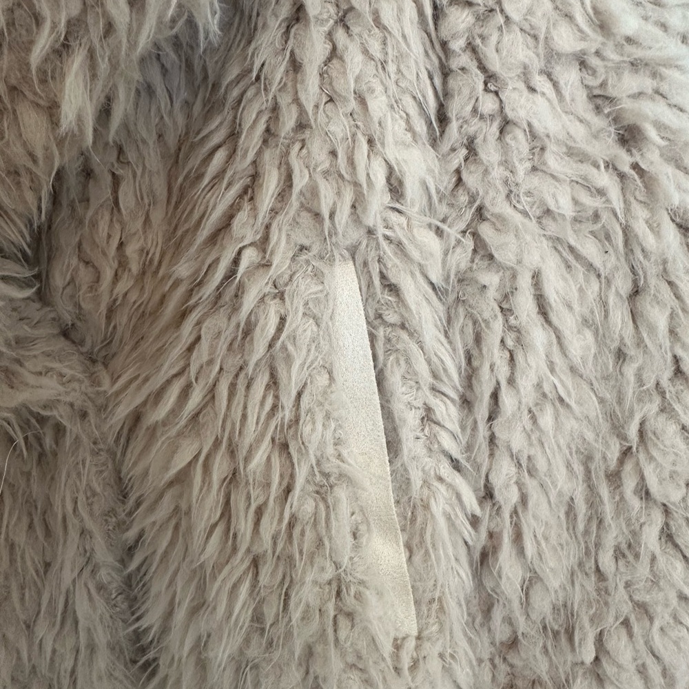 Anthropologie Women's Beige Faux Shearling Jacket - Picture 3 of 7